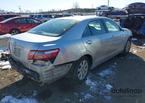 2007 Toyota Camry Xle V6 z USA, uszkodzony, nr VIN 4T1BK46K87U052946